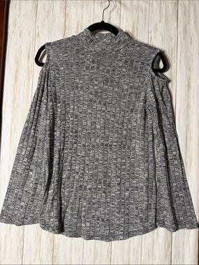 Massini Gray Cold-Shoulder Mock Neck Ribbed Top